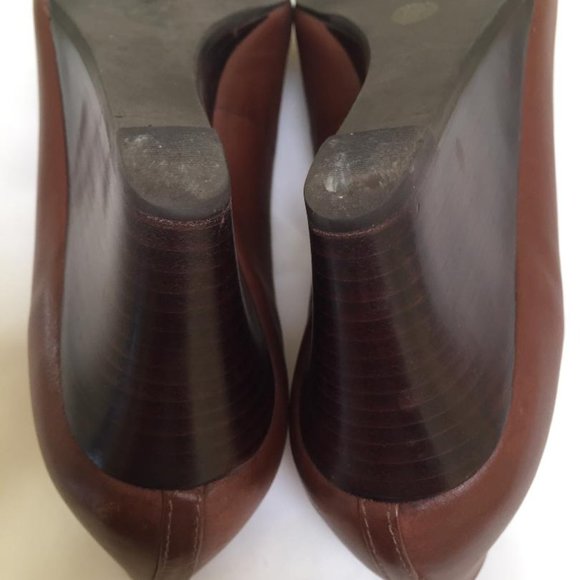 Tory Burch - Pacey Cap-Toe Wedge Pump - Picture 7 of 8